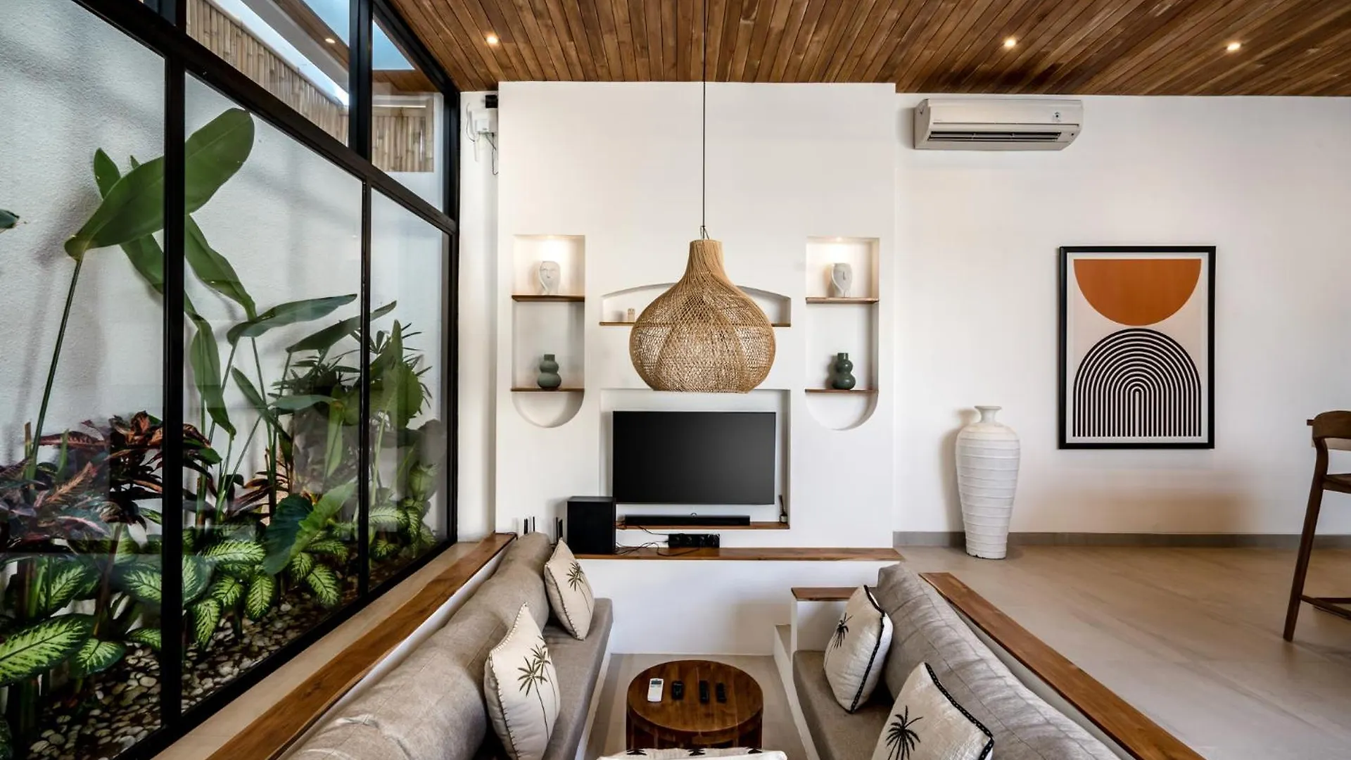 Villa Kira - Uluwatu By Yolla Hospitality 0*, Uluwatu (Bali)
